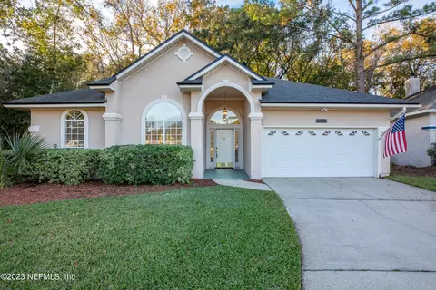 13083 Branch Vine Dr W, Jacksonville, FL 32246