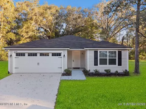 6432 Bates Dr, Jacksonville, FL 32258