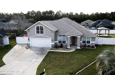 8632 Staghouse Mill Ct, Jacksonville, FL 32244