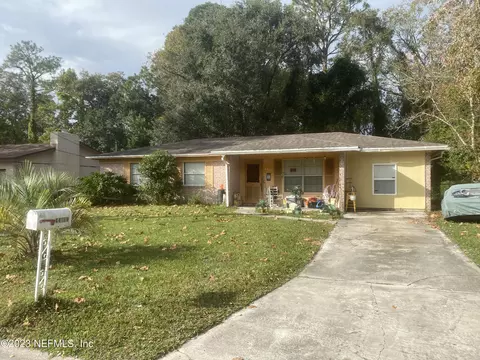 4410 Jade Dr W, Jacksonville, FL 32210