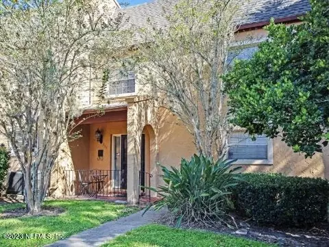 357 Greencastle Dr #80, Jacksonville, FL 32225