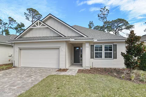 8 Moana Ct E, Palm Coast, FL 32137