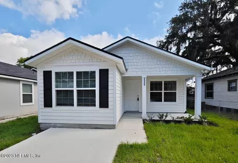 2559 Orion St, Jacksonville, FL 32204