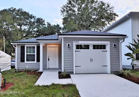 9069 India Ave, Jacksonville, FL 32211