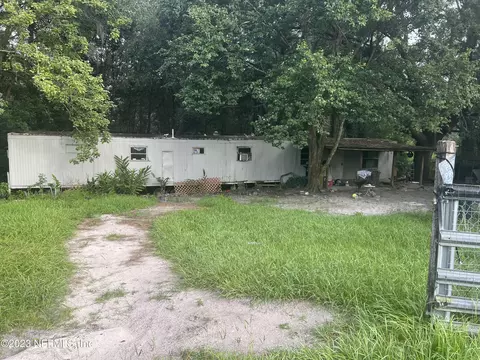 203 Peppermint Ave, Middleburg, FL 32068