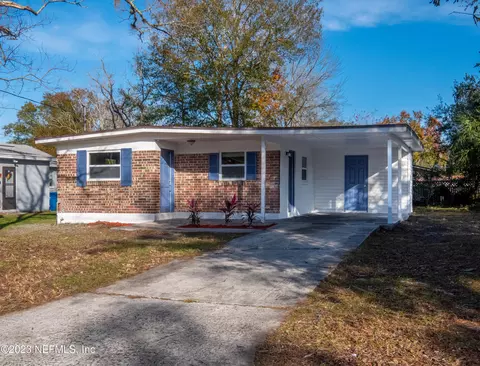 9423 Gilchrist Ct, Jacksonville, FL 32219
