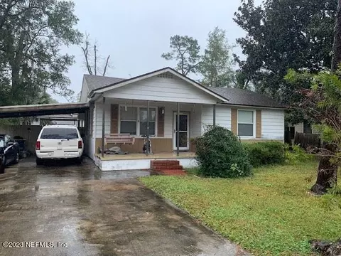 1517 Ollie Dr, Jacksonville, FL 32208