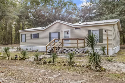 446 SW Old Niblack Ave, Fort White, FL 32038