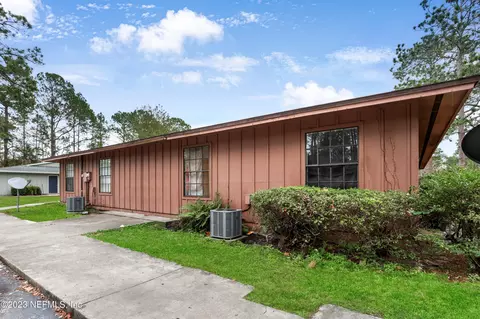 5817 NW 23 Ter #1-4, Gainesville, FL 32653