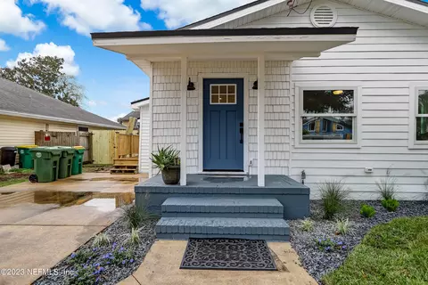 638 Lower 8th Ave S, Jacksonville Beach, FL 32250