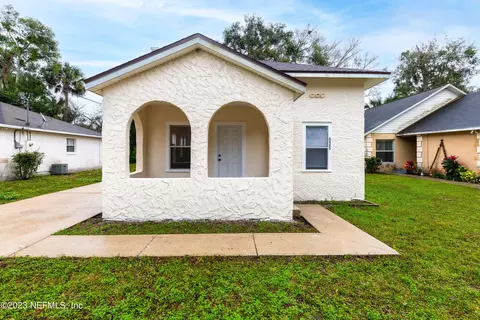 635 Eldorado St, Daytona Beach, FL 32114