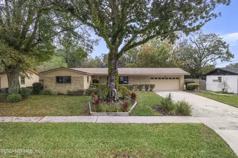 2639 Elisa Dr W, Jacksonville, FL 32216