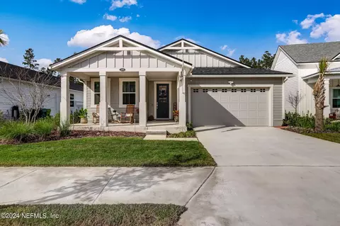 255 Sawgrass Dr, Yulee, FL 32097
