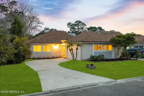 8771 Belle Rive Blvd, Jacksonville, FL 32256