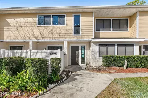 7820 Las Canas Ct #7820, Jacksonville, FL 32256