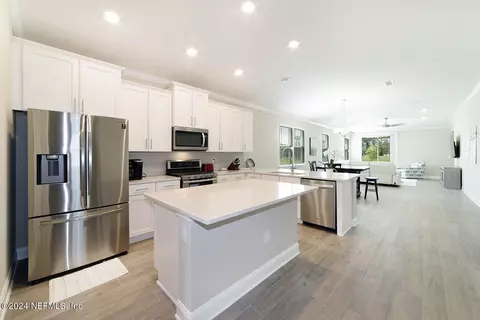 65 Creekmore Dr, Saint Augustine, FL 32092