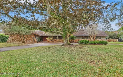 7834 Hunters Grove Rd, Jacksonville, FL 32256