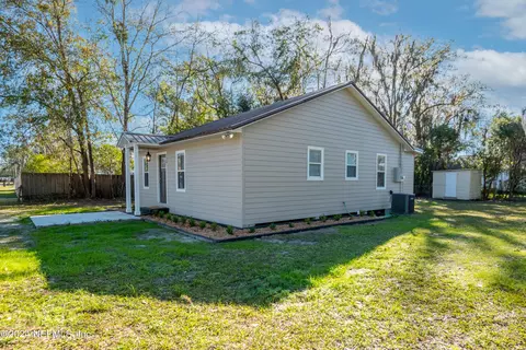 350 SW 4th St, Lake Butler, FL 32054
