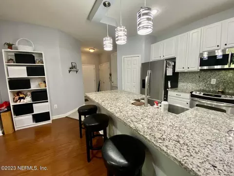 7801 Point Meadows Dr #3103, Jacksonville, FL 32256