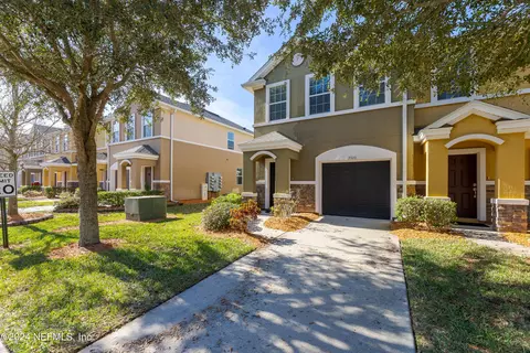 13320 Ocean Mist Dr, Jacksonville, FL 32258
