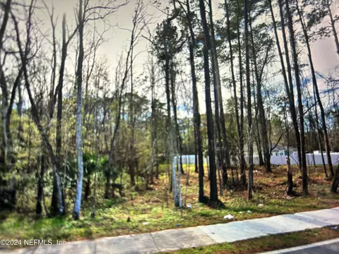 8896 Hogan Rd, Jacksonville, FL 32216