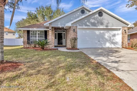 2720 Creekfront Dr, Green Cove Springs, FL 32043
