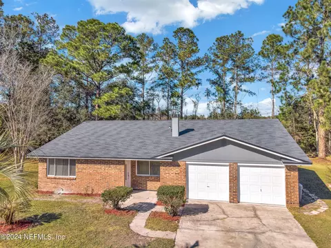 1215 Bluehill Dr N, Jacksonville, FL 32218