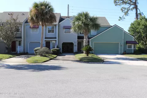 306 Sunrise Cir, Neptune Beach, FL 32266