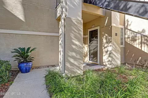 1701 The Greens Way #1615, Jacksonville Beach, FL 32250