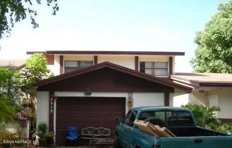 6210 NW 26th Ct, Sunrise, FL 33313