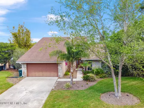 3765 Helicon Dr, Jacksonville, FL 32223