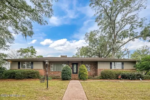 6304 Kellow Dr, Jacksonville, FL 32216