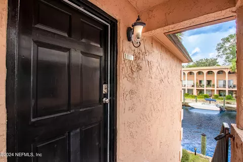 5375 Ortega Farms Blvd #1014, Jacksonville, FL 32210