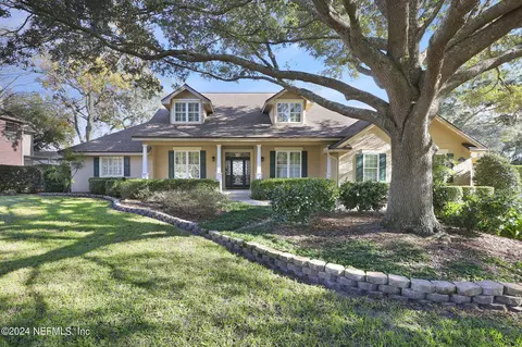 13826 Longs Landing Rd E, Jacksonville, FL 32225