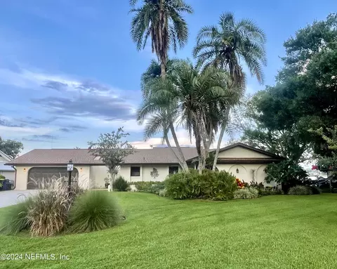 2005 Shoreland Dr, Auburndale, FL 33823