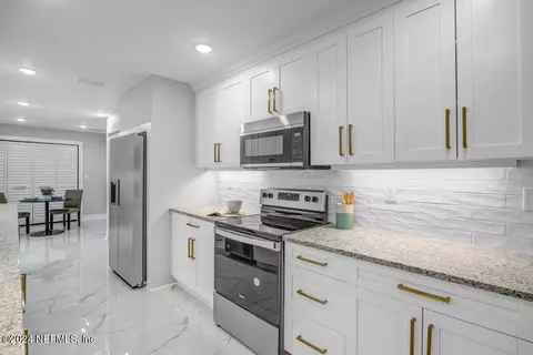 7916 Gulf Rd S, Jacksonville, FL 32244