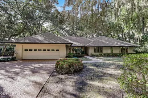 13 Red Maple Rd, Amelia Island, FL 32034