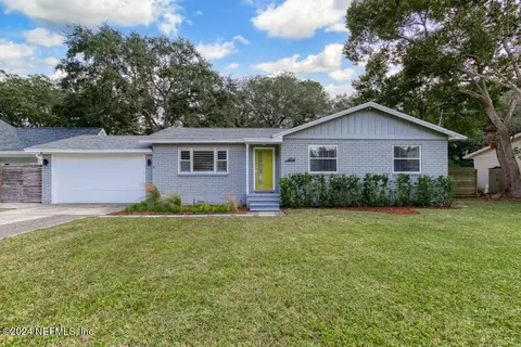 404 S 16th St, Fernandina Beach, FL 32034