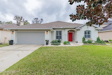 2371 Crooked Pine Ln, Fleming Island, FL 32003