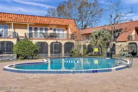 3870 Mission Dr #7, Jacksonville, FL 32217