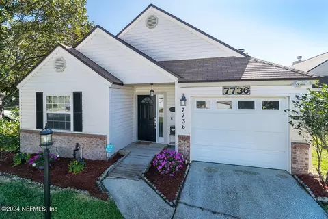 7736 Manassas Ct W, Jacksonville, FL 32277
