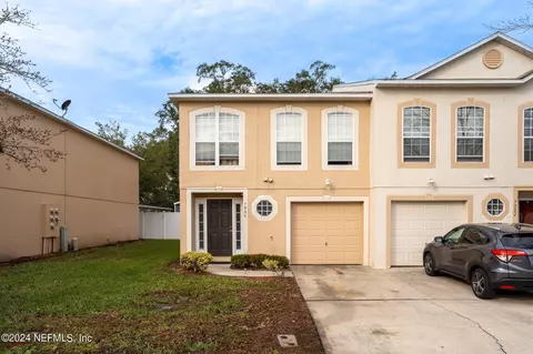 7084 St Ives Ct, Jacksonville, FL 32244