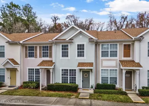 3531 Lone Tree Ln, Jacksonville, FL 32216