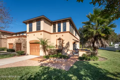 802 Ginger Mill Dr, Saint Johns, FL 32259