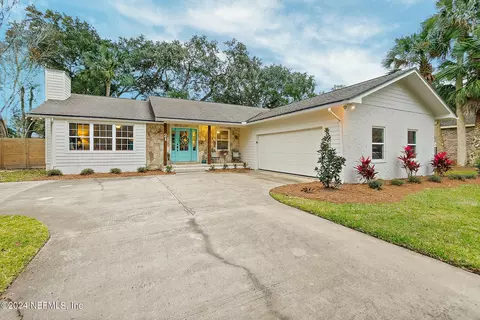 21 Lee Dr, Saint Augustine, FL 32080