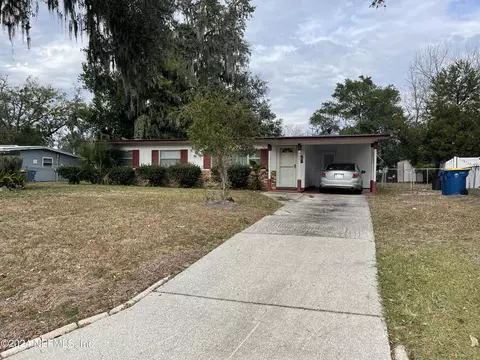 331 Suzanne Dr, Jacksonville, FL 32218