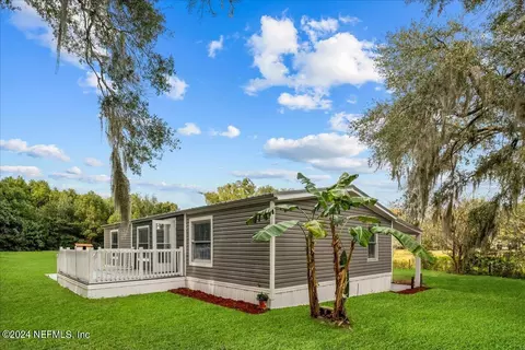 114 Dream Pond Rd, Crescent City, FL 32112