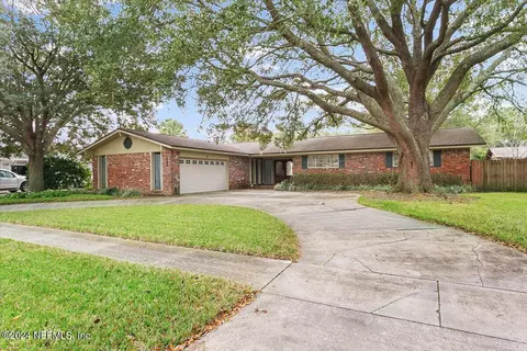 7232 Tonga Dr, Jacksonville, FL 32216