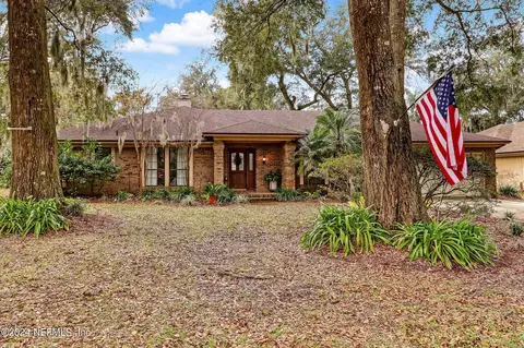 4446 Breakwater Row W, Jacksonville, FL 32225
