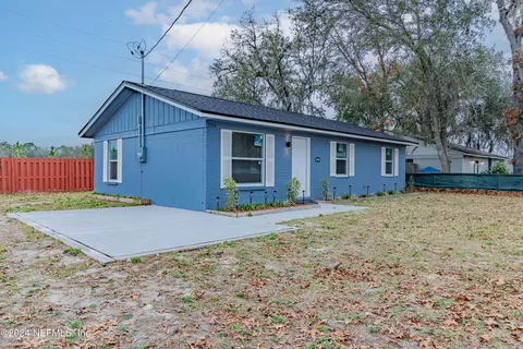3386 Green Oaks Ln, Middleburg, FL 32068